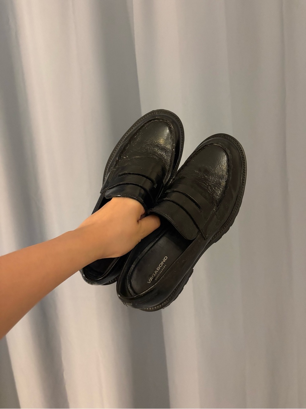 Vagabond Black Shiny Leather Kenova Loafers